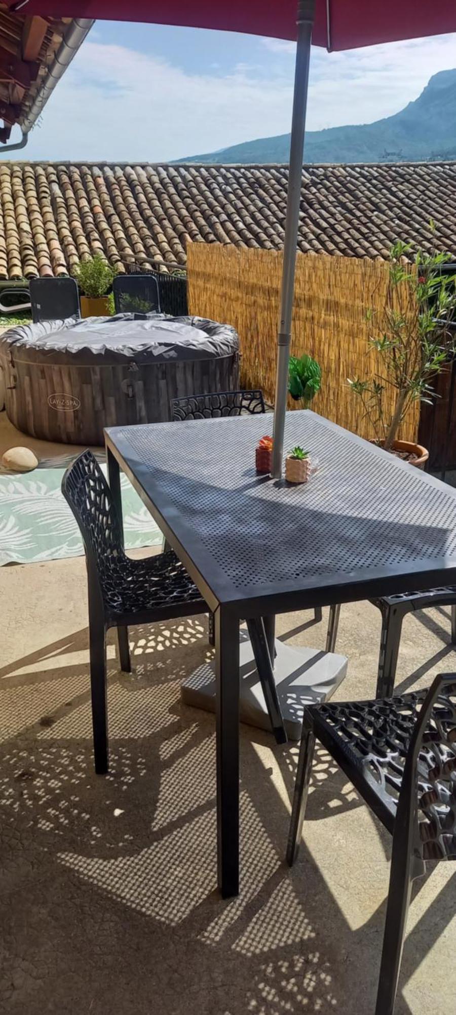 Appartement Cocooning A La Ferme Sisteron Bagian luar foto